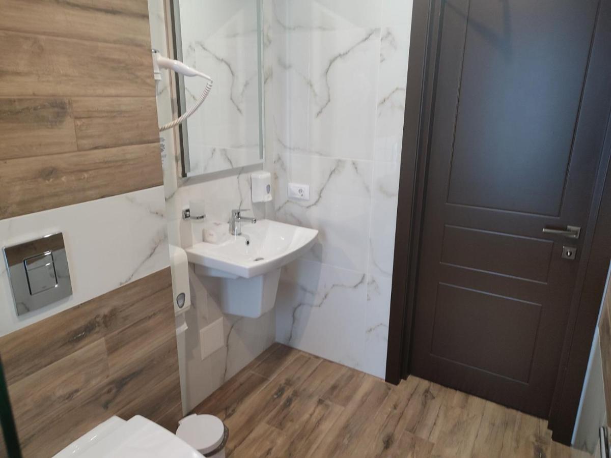 Optima Collection Bergshloss รีฟเน ภายนอก รูปภาพ